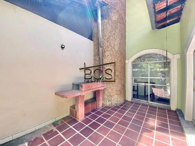 Casa, Sion, 4 Quartos, 6 Vagas, 1 Suíte