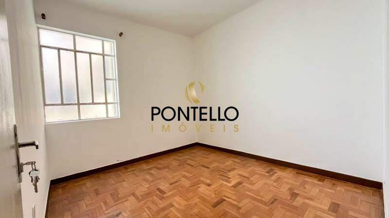 Apartamento, Floresta, 3 Quartos, 0 Vaga, 1 Suíte