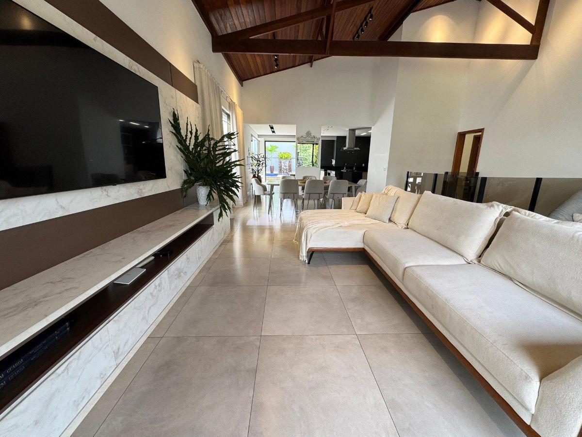 Casa, Portal do Sol, 4 Quartos, 8 Vagas, 2 Suítes