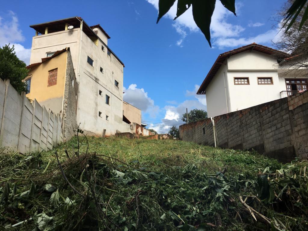 Lote, Centro, 0 Quarto, 0 Vaga