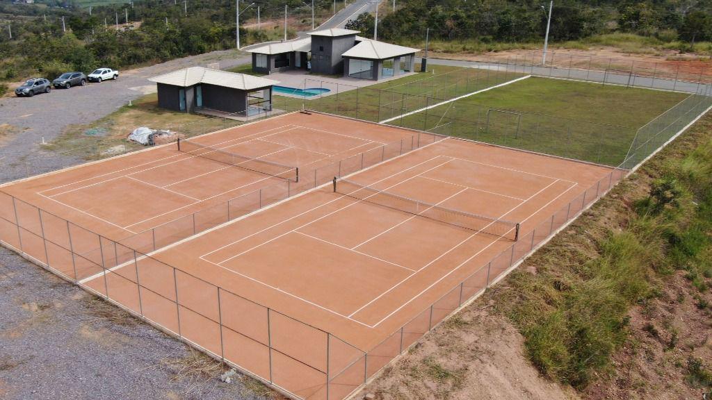 Lote, Centro, 0 Quarto, 0 Vaga