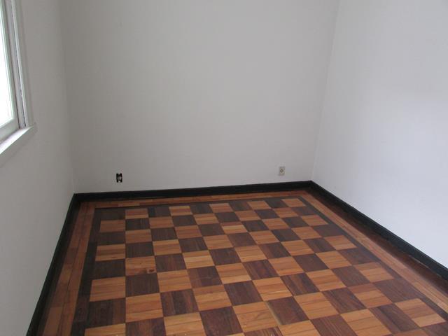 Apartamento, Centro, 5 Quartos, 0 Vaga, 1 Suíte