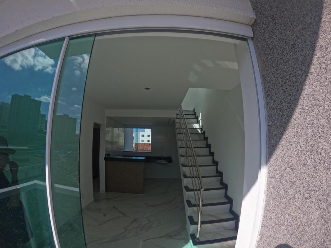 Cobertura, Planalto, 2 Quartos, 2 Vagas, 1 Suíte