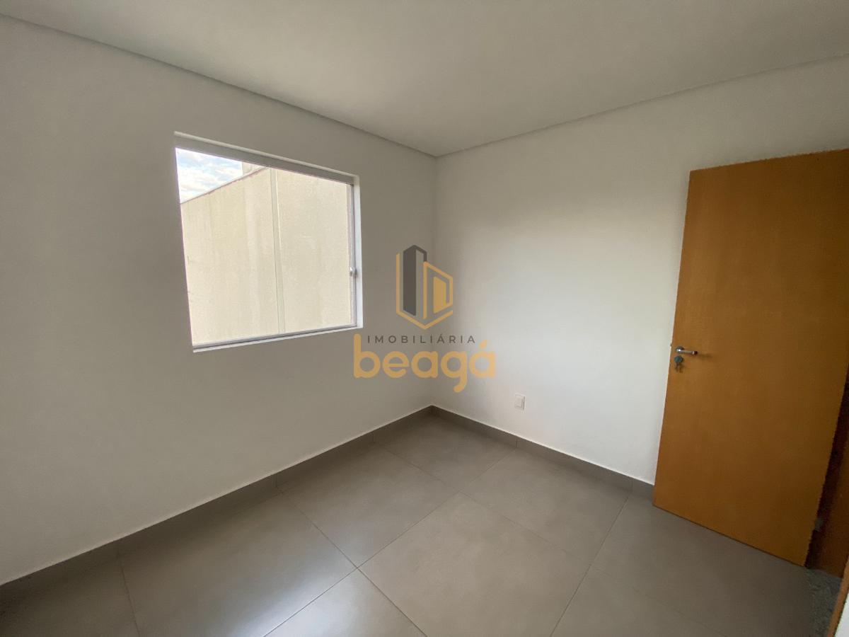 Casa, Parque Xangri-lá, 3 Quartos, 2 Vagas, 1 Suíte
