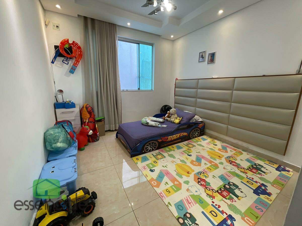 Casa, Novo Eldorado, 4 Quartos, 4 Vagas, 1 Suíte