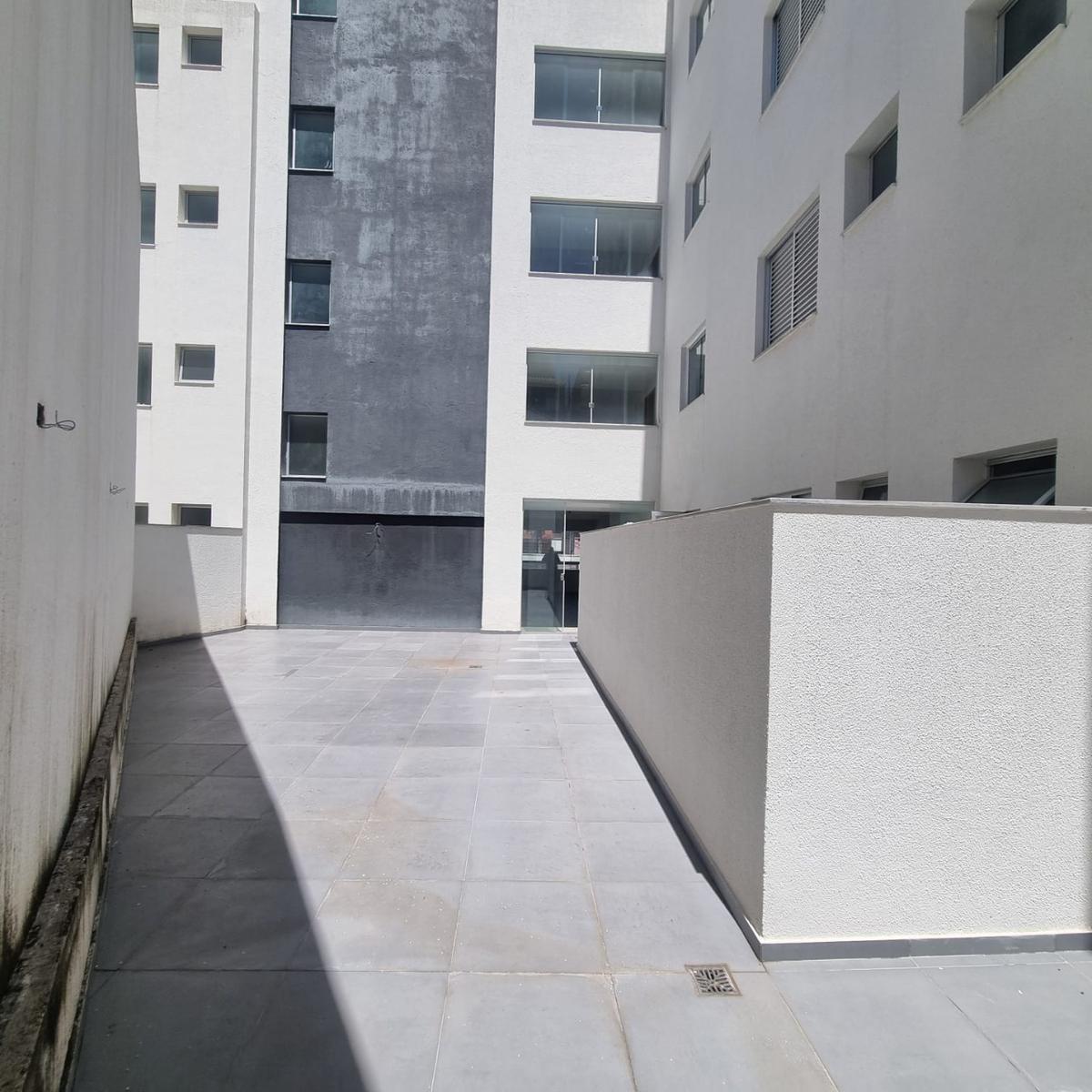 Apartamento, Floresta, 3 Quartos, 2 Vagas, 1 Suíte
