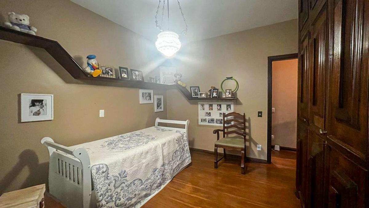 Casa, Comiteco, 5 Quartos, 6 Vagas, 2 Suítes