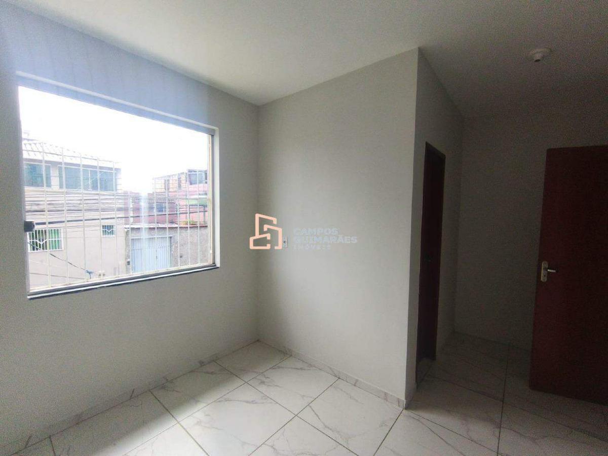 Casa, Barreiro, 2 Quartos, 1 Vaga, 2 Suítes