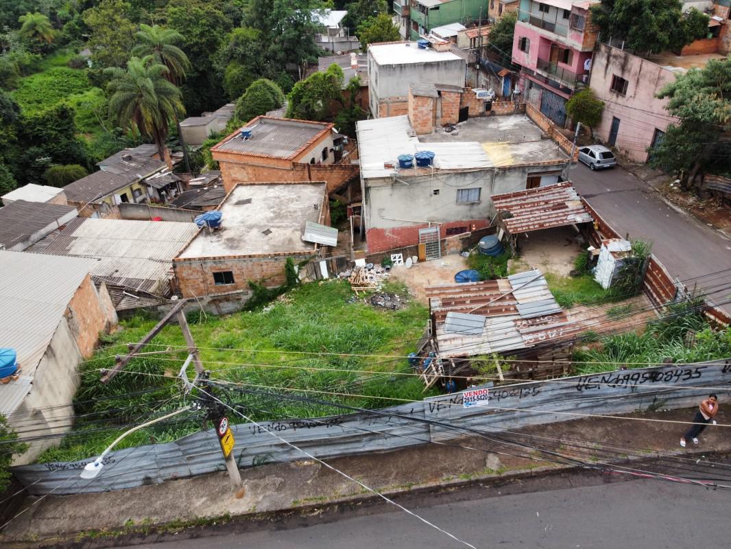 Lote, Olhos D'água, 0 Quarto, 0 Vaga