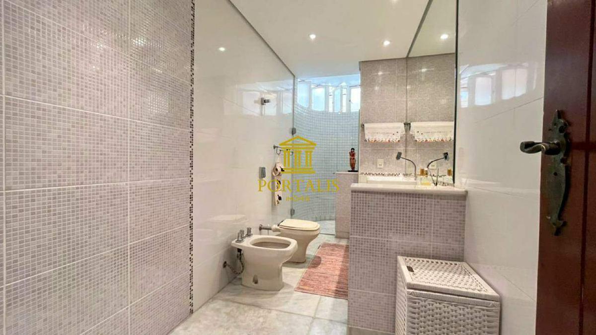 Casa, Cidade Jardim, 5 Quartos, 3 Vagas, 3 Suítes