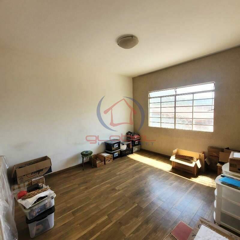 Casa, Alípio de Melo, 4 Quartos, 2 Vagas, 1 Suíte