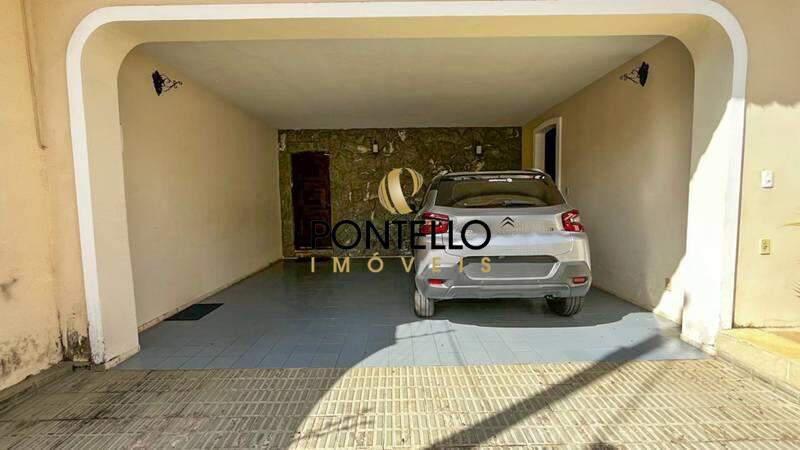 Casa, Cidade Nova, 7 Quartos, 2 Vagas, 1 Suíte