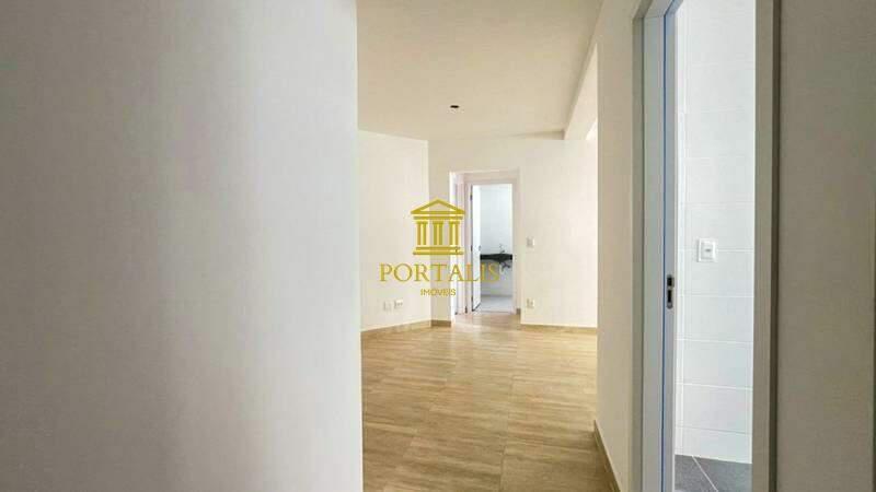 Apartamento, Serra, 2 Quartos, 2 Vagas, 1 Suíte