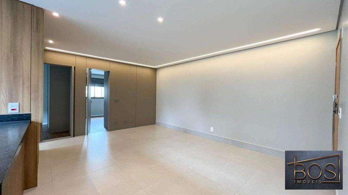 Apartamento, Funcionários, 2 Quartos, 2 Vagas, 1 Suíte