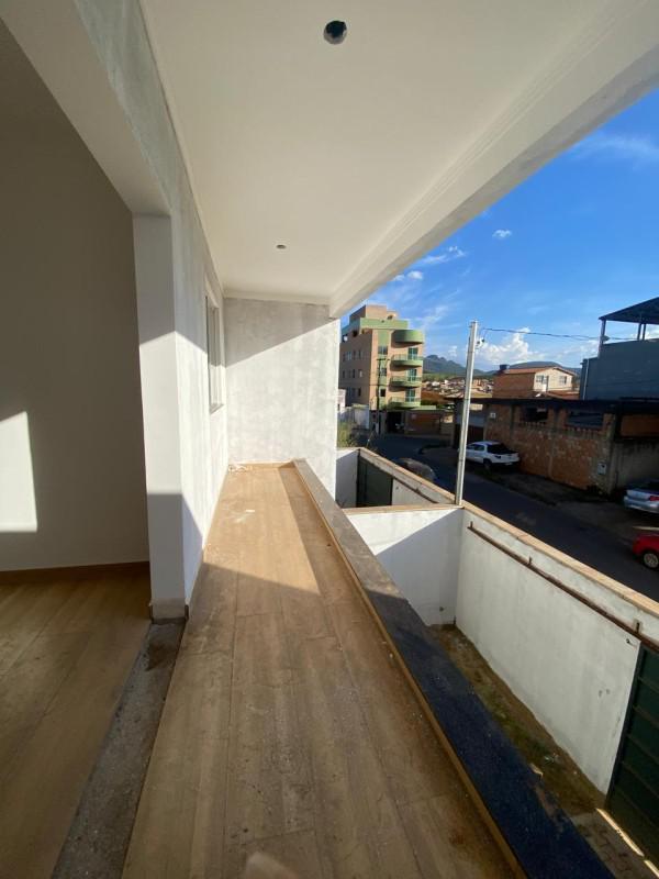 Casa, Centro, 3 Quartos, 2 Vagas, 1 Suíte