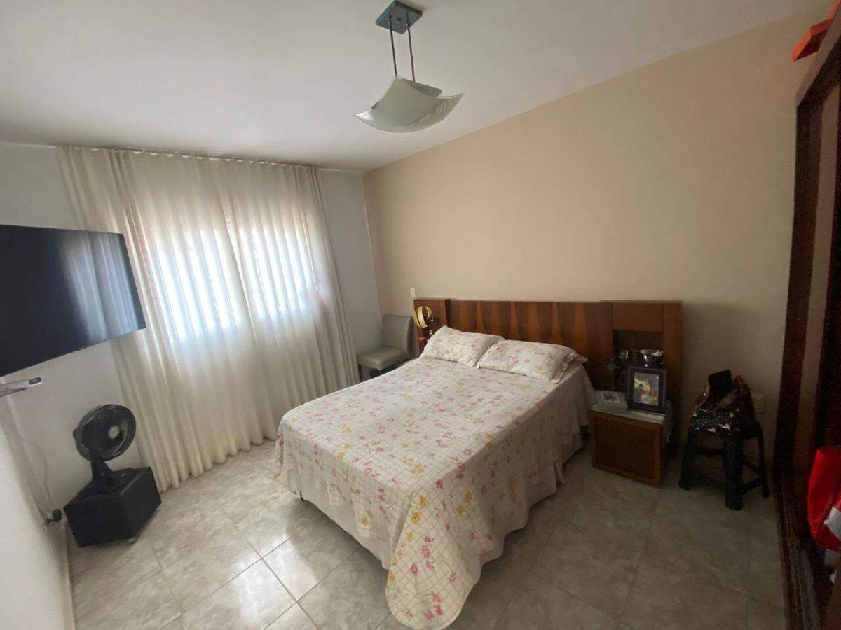 Casa, Inconfidência, 2 Quartos, 3 Vagas