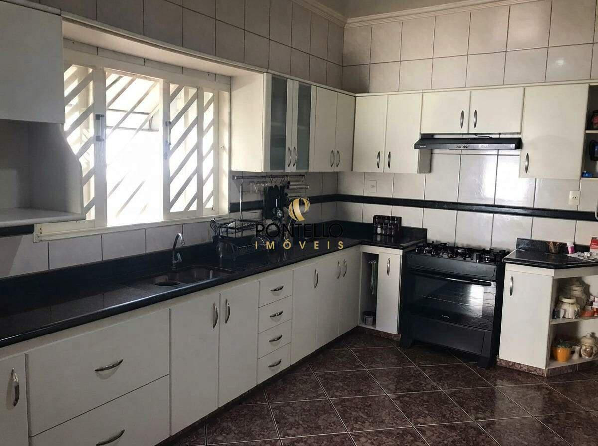 Casa, Jardim Europa, 5 Quartos, 3 Vagas, 1 Suíte