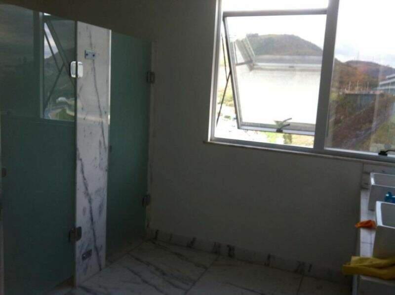 Andar, Estoril, 0 Quarto, 2 Vagas