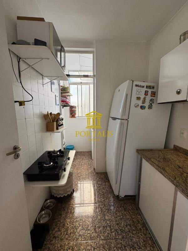 Apartamento, Floresta, 1 Quarto, 0 Vaga