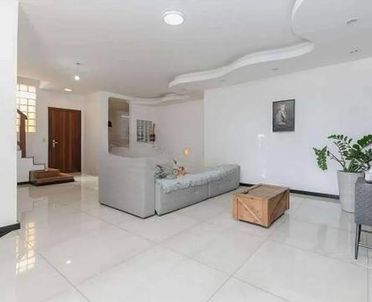 Casa, Renascença, 3 Quartos, 4 Vagas, 3 Suítes