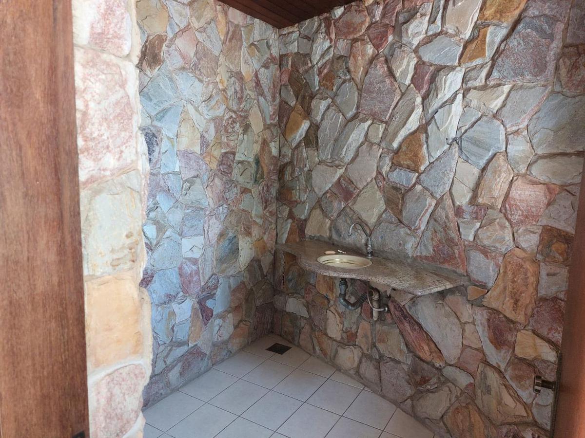 Casa, Concórdia, 3 Quartos, 4 Vagas, 1 Suíte