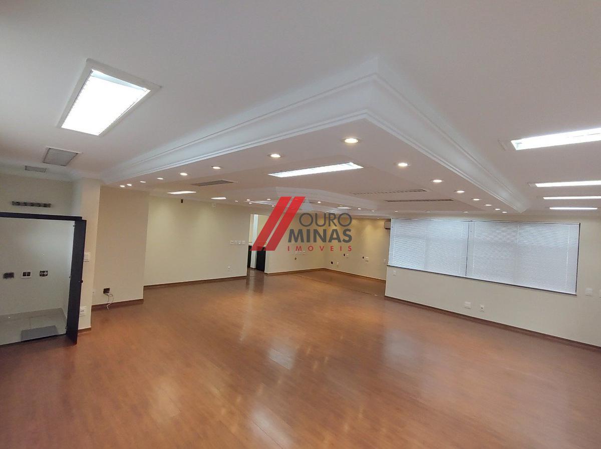 Sala, Santa Efigênia, 3 Vagas