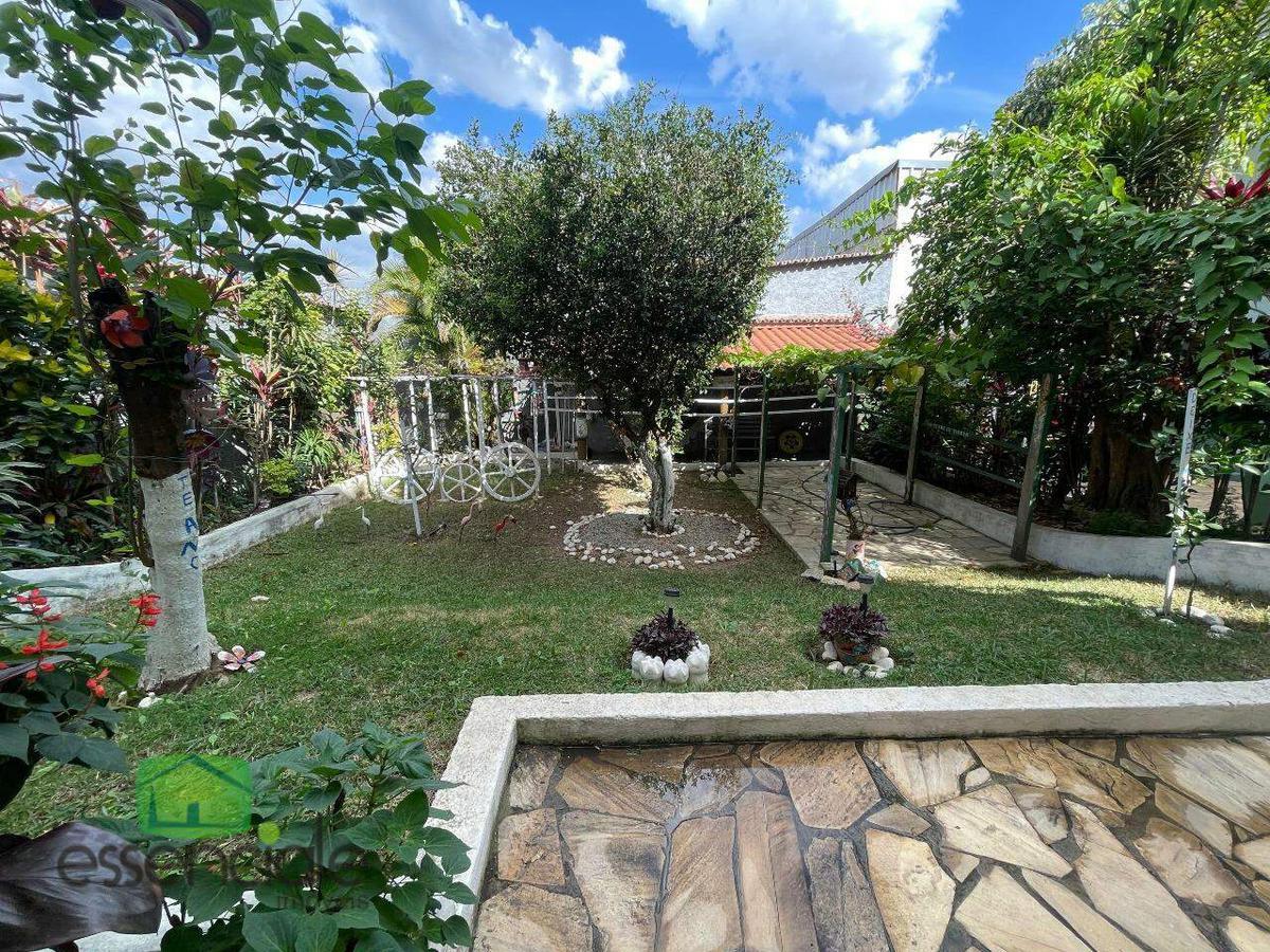Casa, Novo Riacho, 4 Quartos, 2 Vagas, 1 Suíte