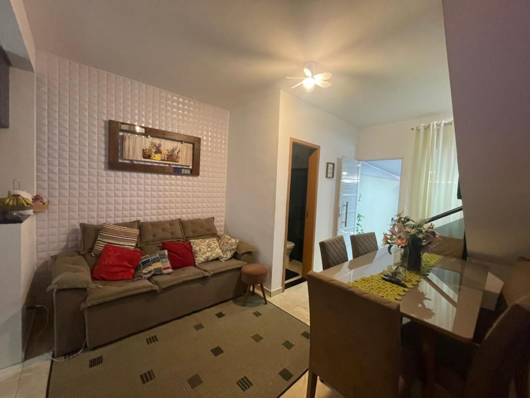Casa, Novo Barreirinho, 3 Quartos, 1 Vaga, 1 Suíte