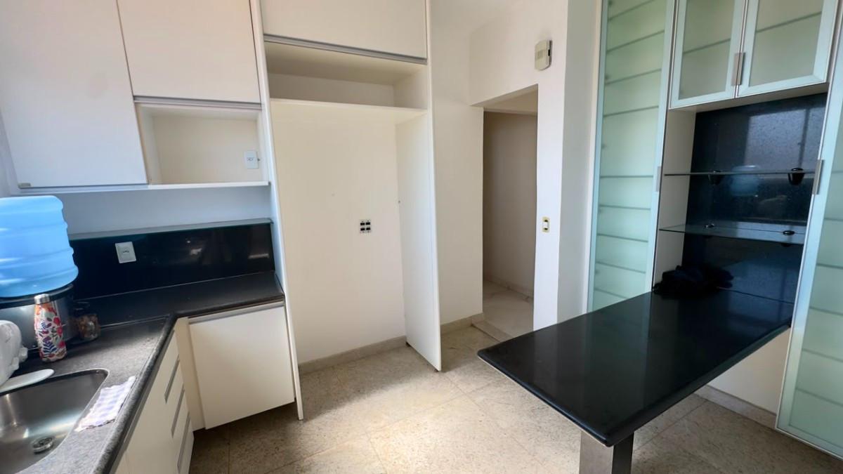 Cobertura, Minas Brasil, 4 Quartos, 2 Vagas, 2 Suítes