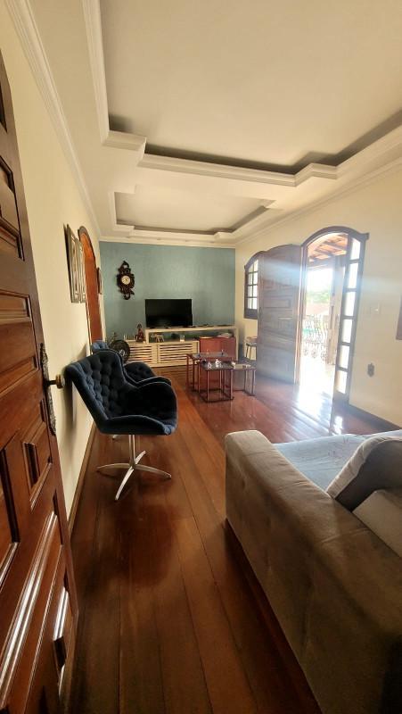 Casa, Paquetá, 3 Quartos, 3 Vagas, 1 Suíte