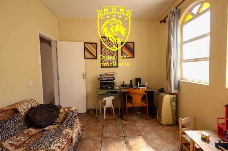 Casa, Planalto, 5 Quartos, 5 Vagas, 1 Suíte