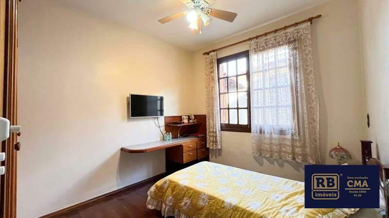 Casa, Luxemburgo, 5 Quartos, 4 Vagas, 2 Suítes