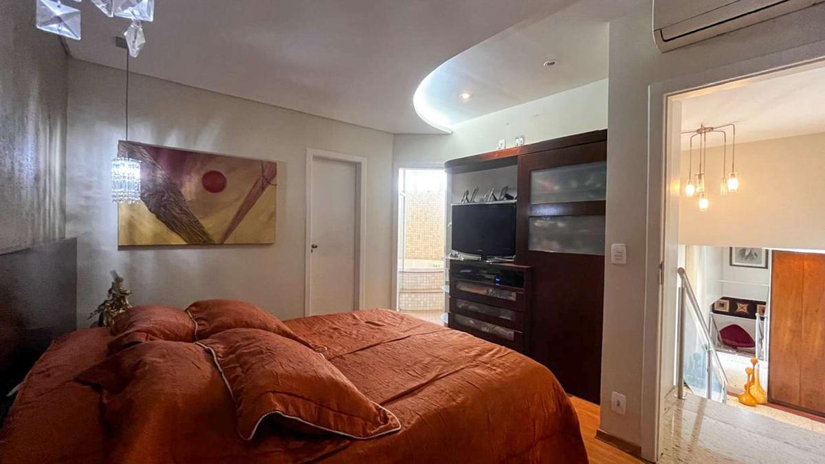 Casa, Paquetá, 4 Quartos, 5 Vagas, 2 Suítes
