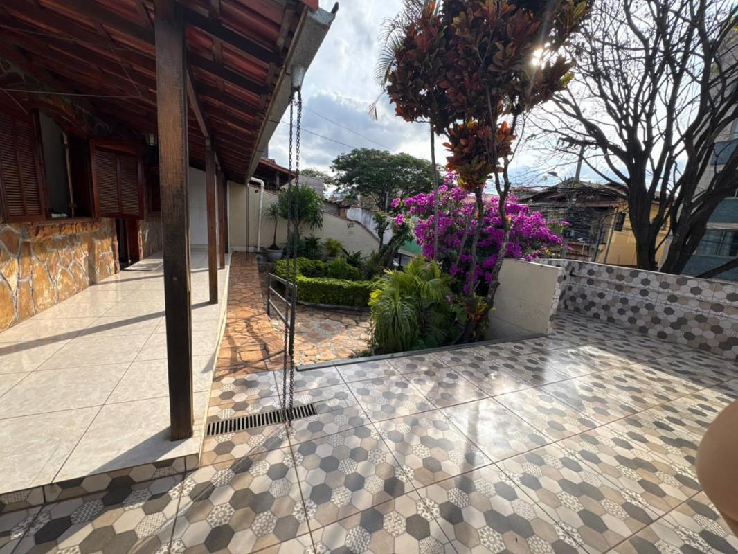 Casa, Barreiro, 3 Quartos, 1 Vaga, 1 Suíte