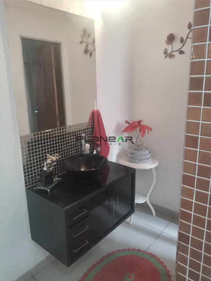 Casa, Tropical, 3 Quartos, 1 Vaga, 1 Suíte