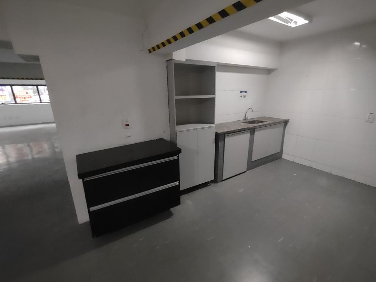 Sala, Santa Efigênia, 0 Quarto, 6 Vagas