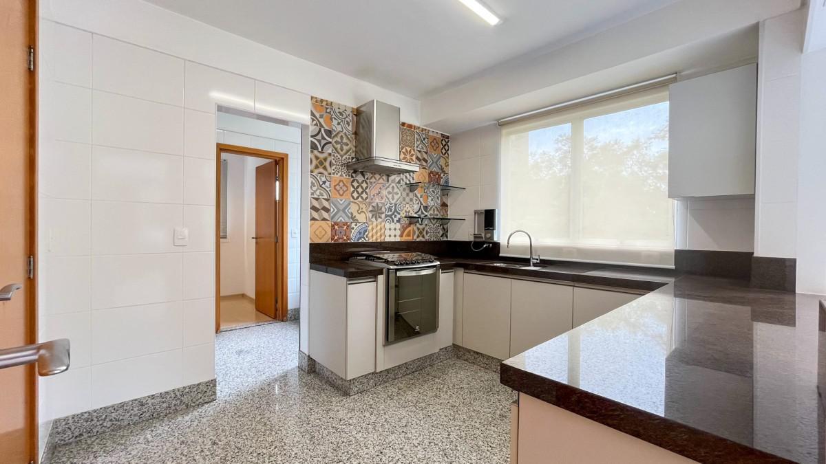 Apartamento, Funcionários, 3 Quartos, 2 Vagas, 2 Suítes