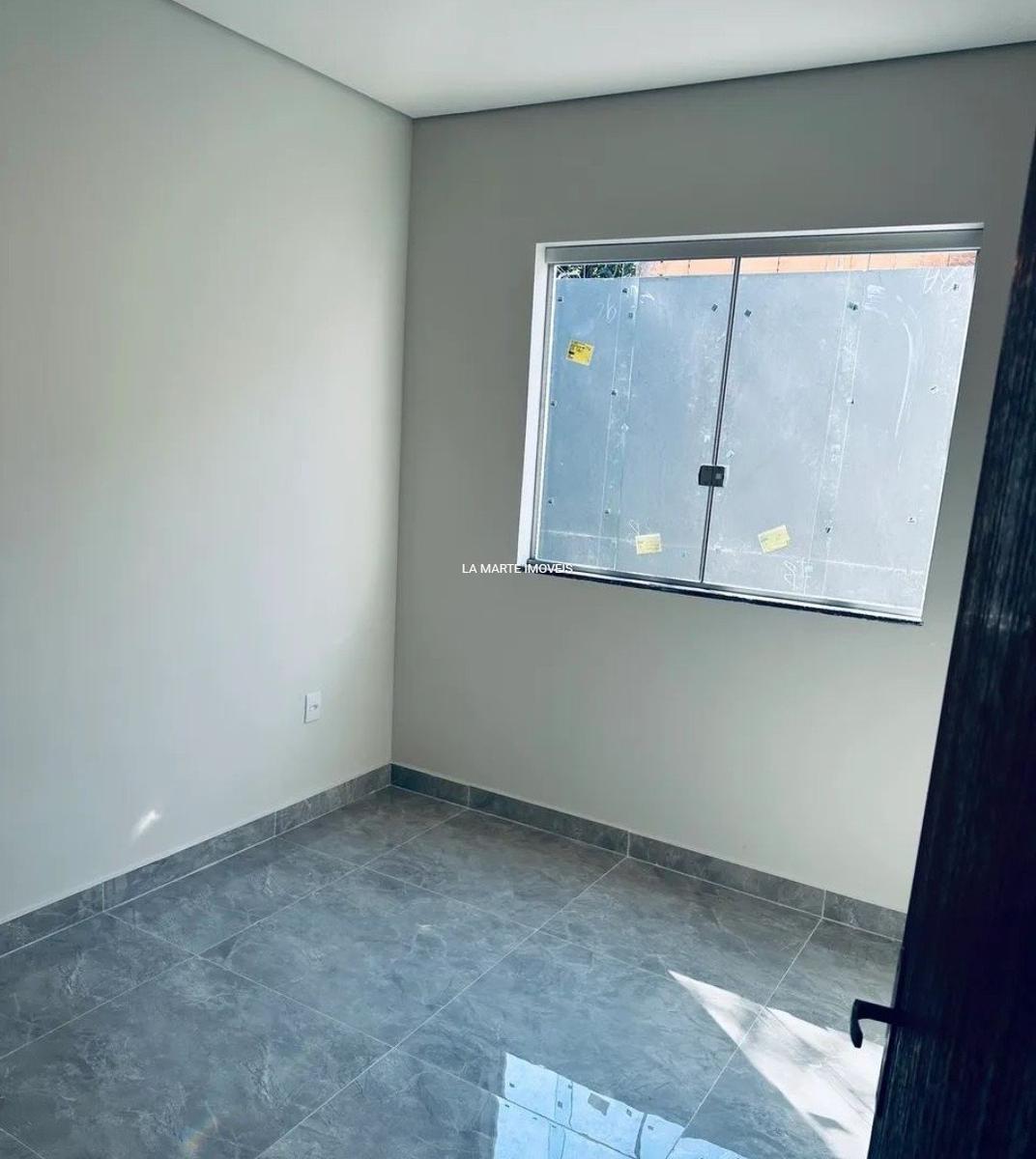 Casa, Vila Verde, 2 Quartos, 4 Vagas