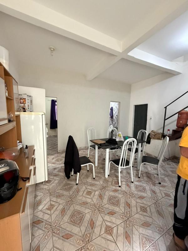 Casa, Funcionários, 3 Quartos, 2 Vagas