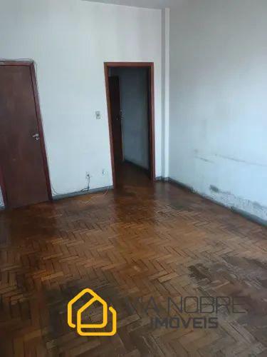 Sala, Centro