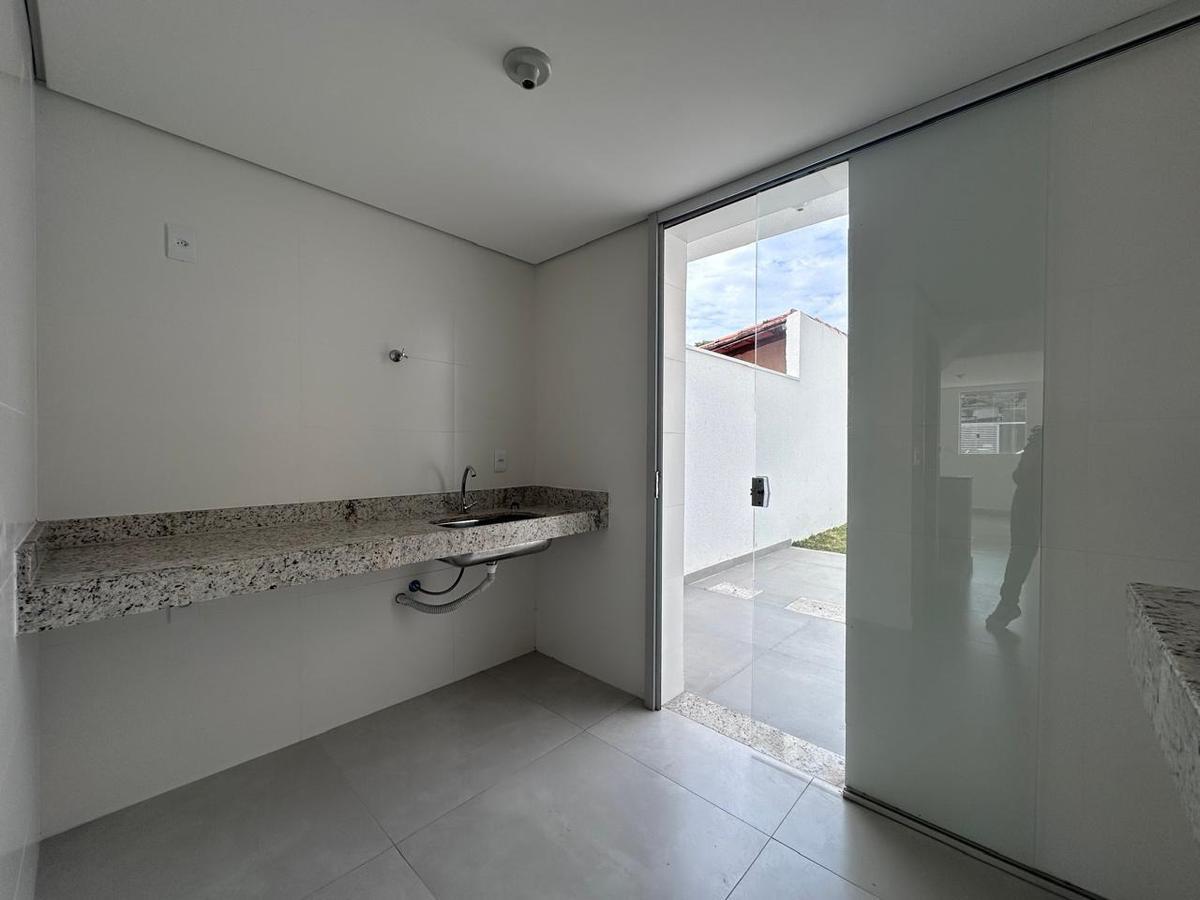 Casa, Jardim Leblon, 2 Quartos, 1 Vaga