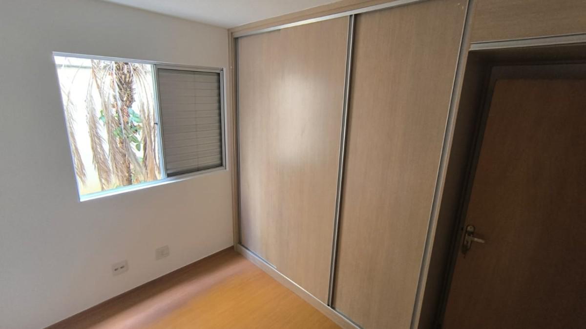 Apartamento, Sagrada Família, 4 Quartos, 4 Vagas, 1 Suíte