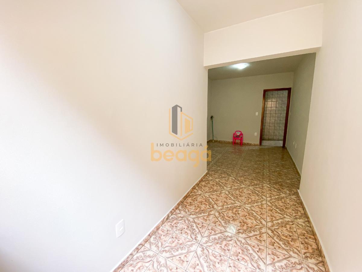 Casa, Novo Glória, 2 Quartos, 0 Vaga, 1 Suíte