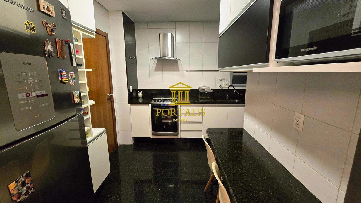 Apartamento, Santo Agostinho, 4 Quartos, 3 Vagas, 1 Suíte