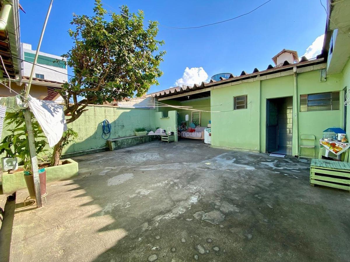 Casa, Santa Branca, 3 Quartos, 2 Vagas, 1 Suíte
