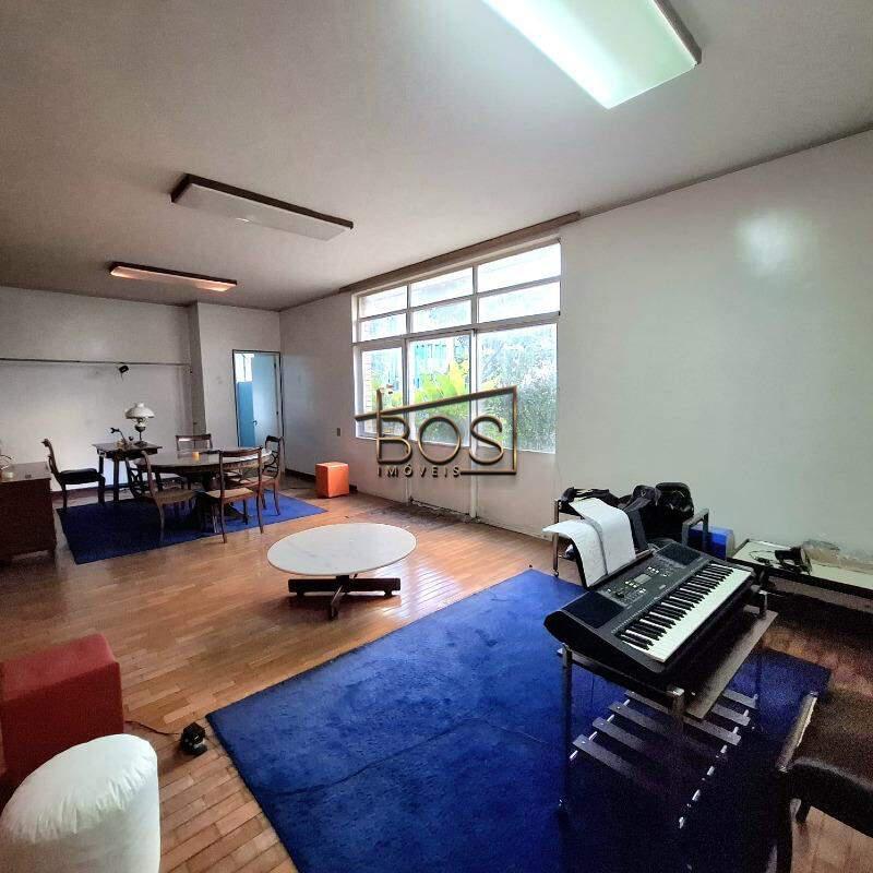 Casa, Cidade Jardim, 6 Quartos, 10 Vagas, 1 Suíte