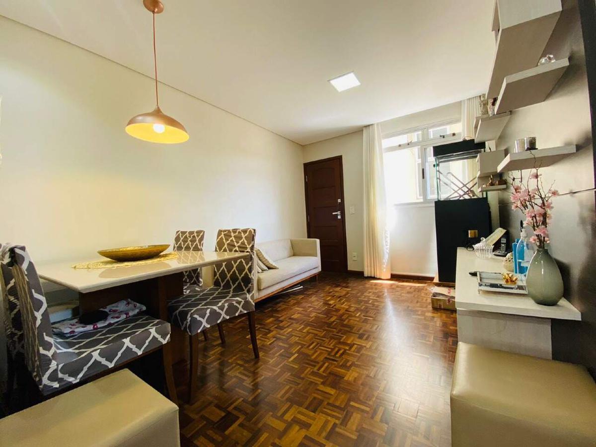 Apartamento, Estoril, 2 Quartos, 1 Vaga