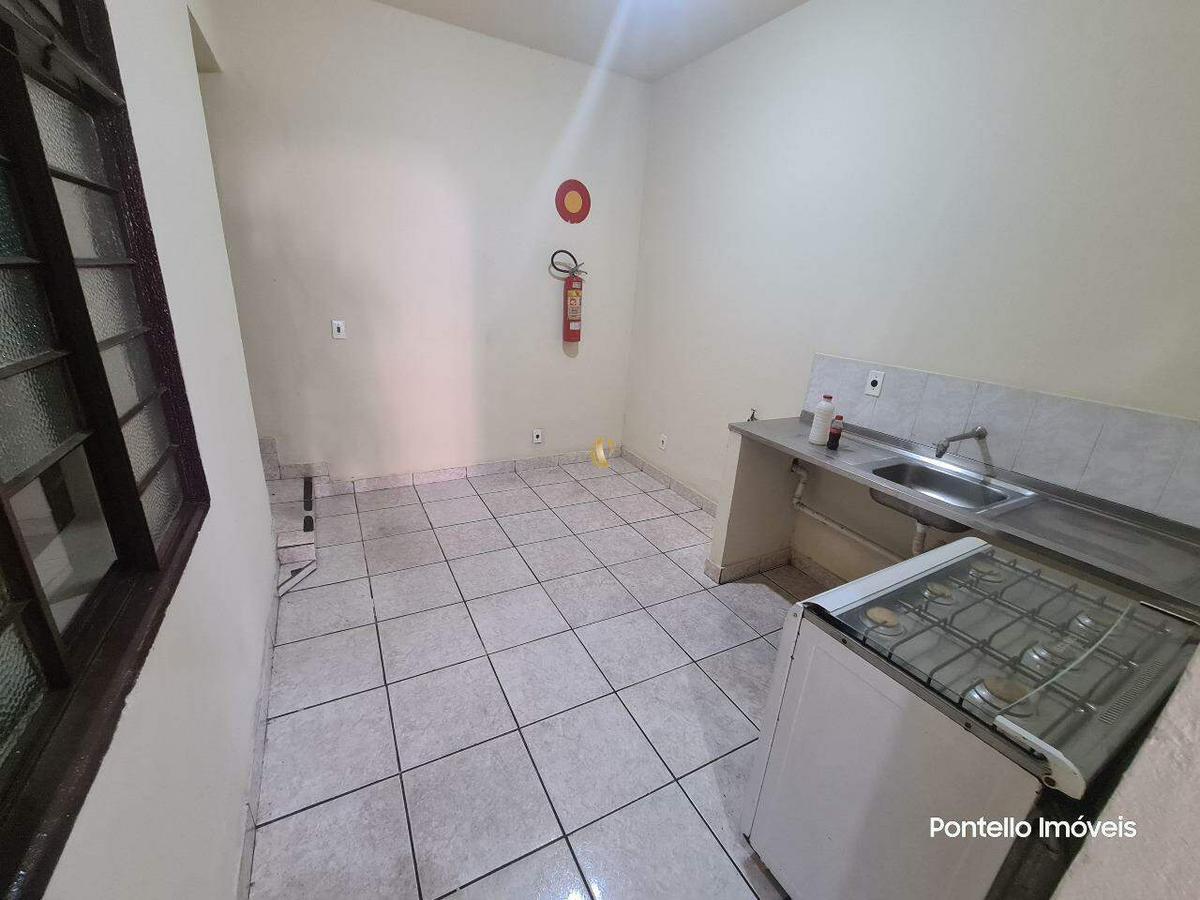 Prédio, Renascença, 8 Quartos, 2 Vagas