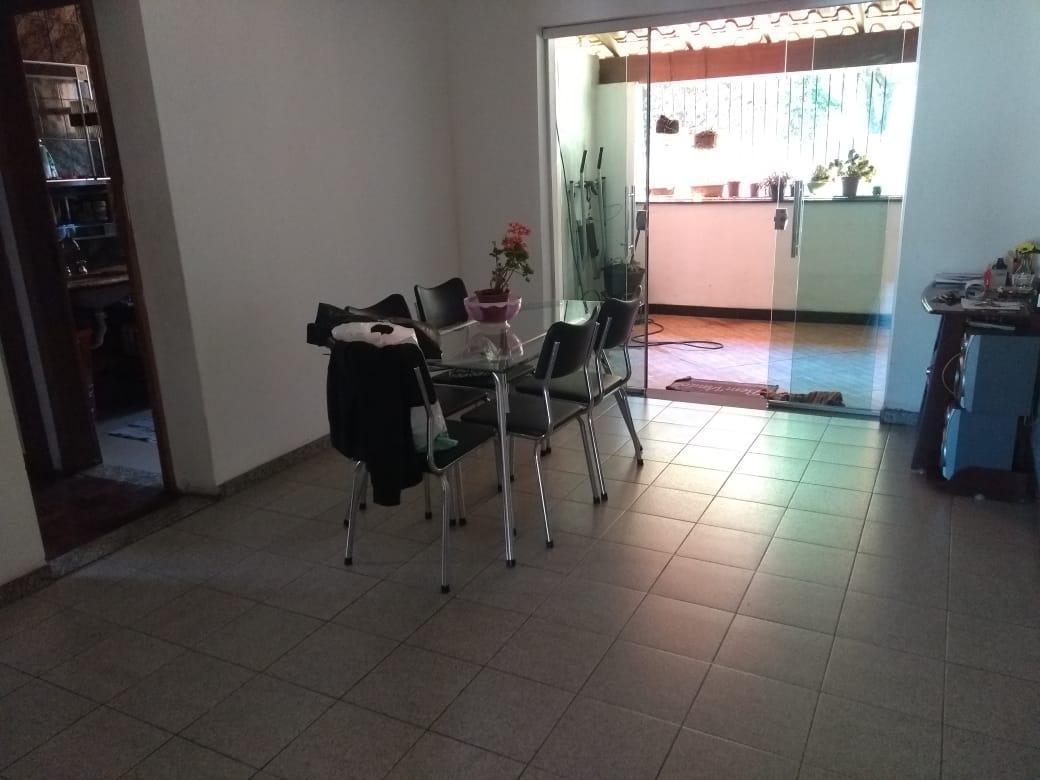 Casa, Serrano, 3 Quartos, 5 Vagas, 1 Suíte