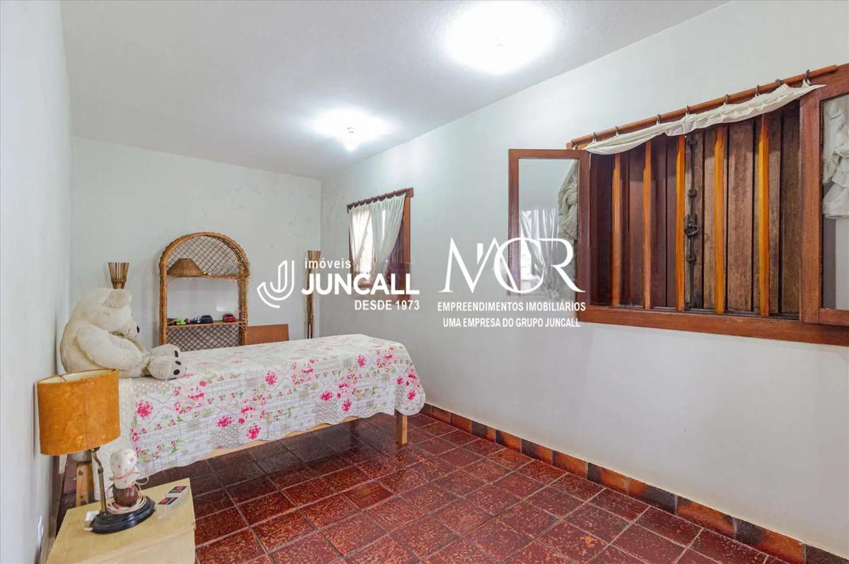 Casa, Castelo, 5 Quartos, 2 Vagas, 1 Suíte